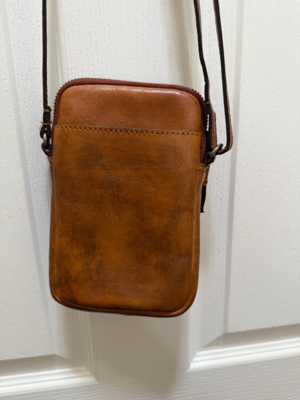Wild West Los Angeles Woven Leather Crossbody Phone Bag Cognac Brown Minimalist - Picture 10 of 14